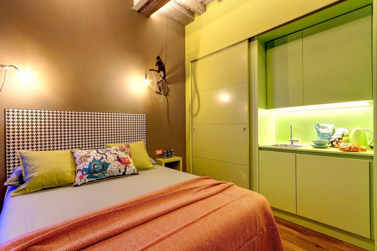Pop Tower Apartments By Mamo Florence Luaran gambar
